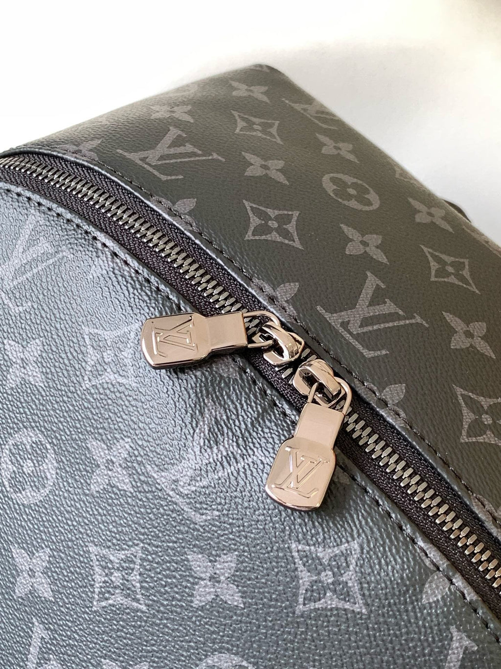 Louis Vuitton M43186 Discovery Backpack