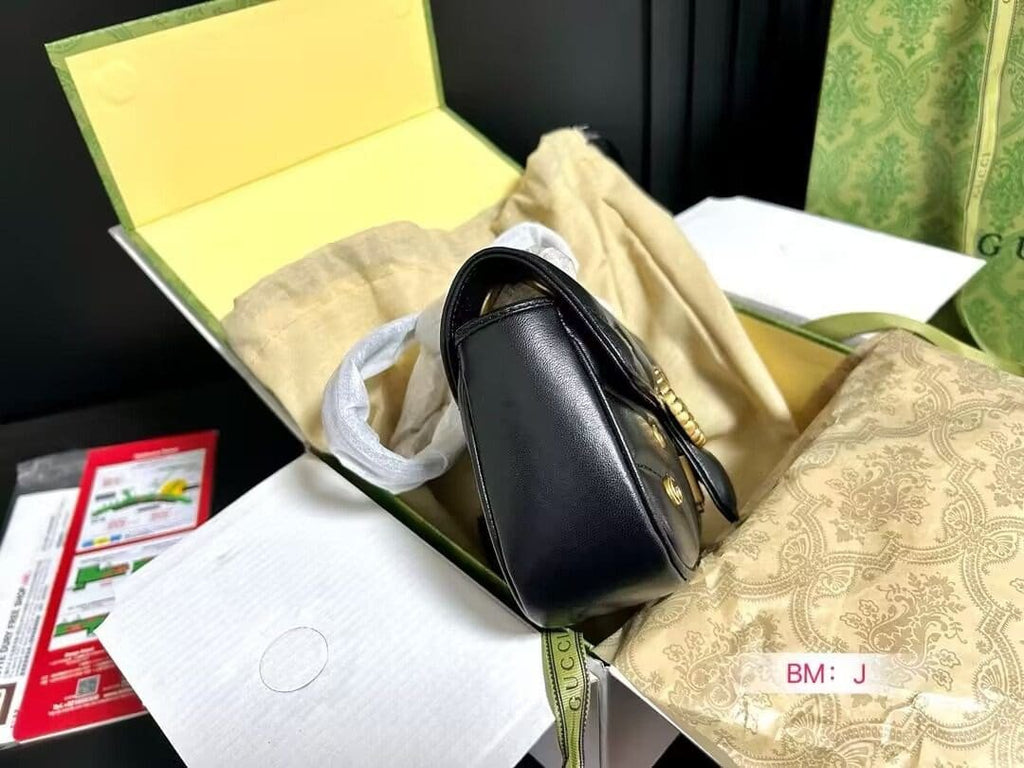 GUCCI MARMONT SMALL SHOULDER BAG BLACK