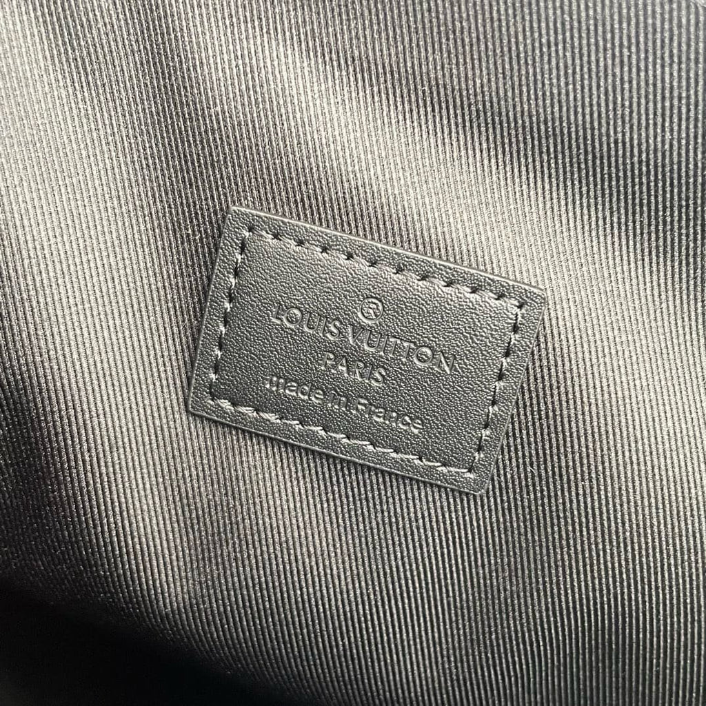 Louis Vuitton M69837 TAKEOFF Clutch
