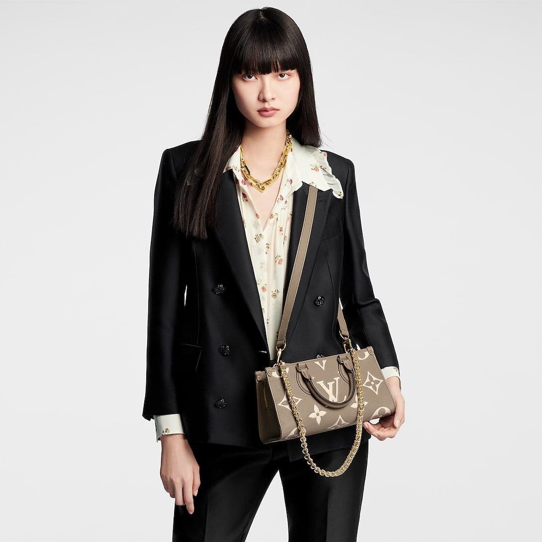 Louis Vuitton OnTheGo East West M23641