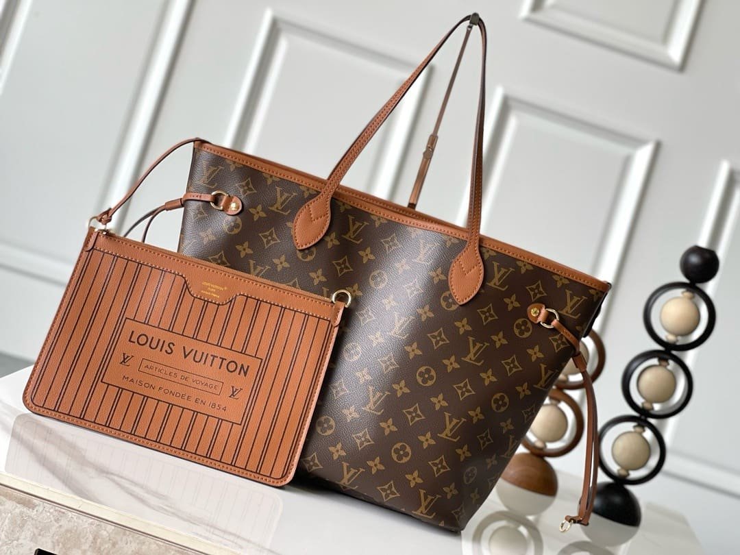 Louis Vuitton M12061 Neverfull Inside Out MM