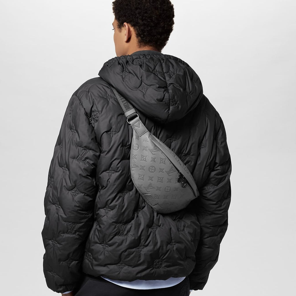 Louis Vuitton M46108 Discovery Bumbag