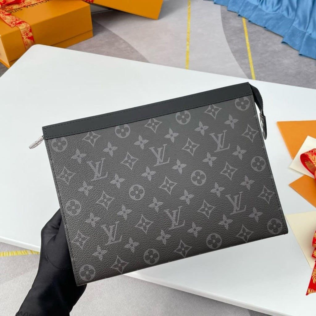 Louis Vuitton M61692 Pochette Voyage MM