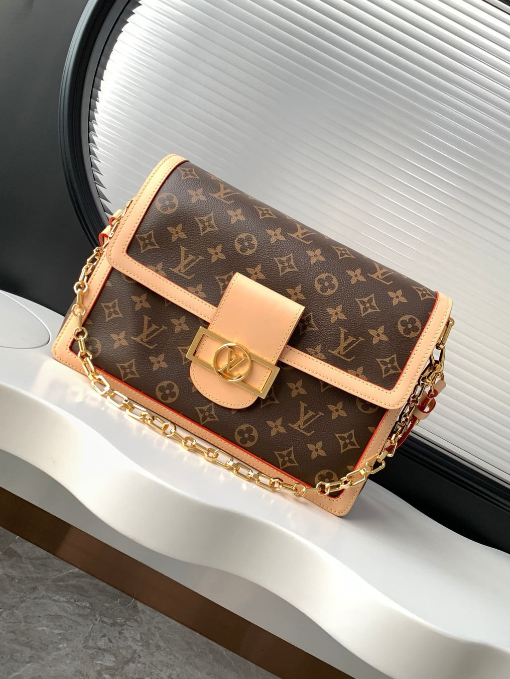 Louis Vuitton M47149 Dauphine Soft GM