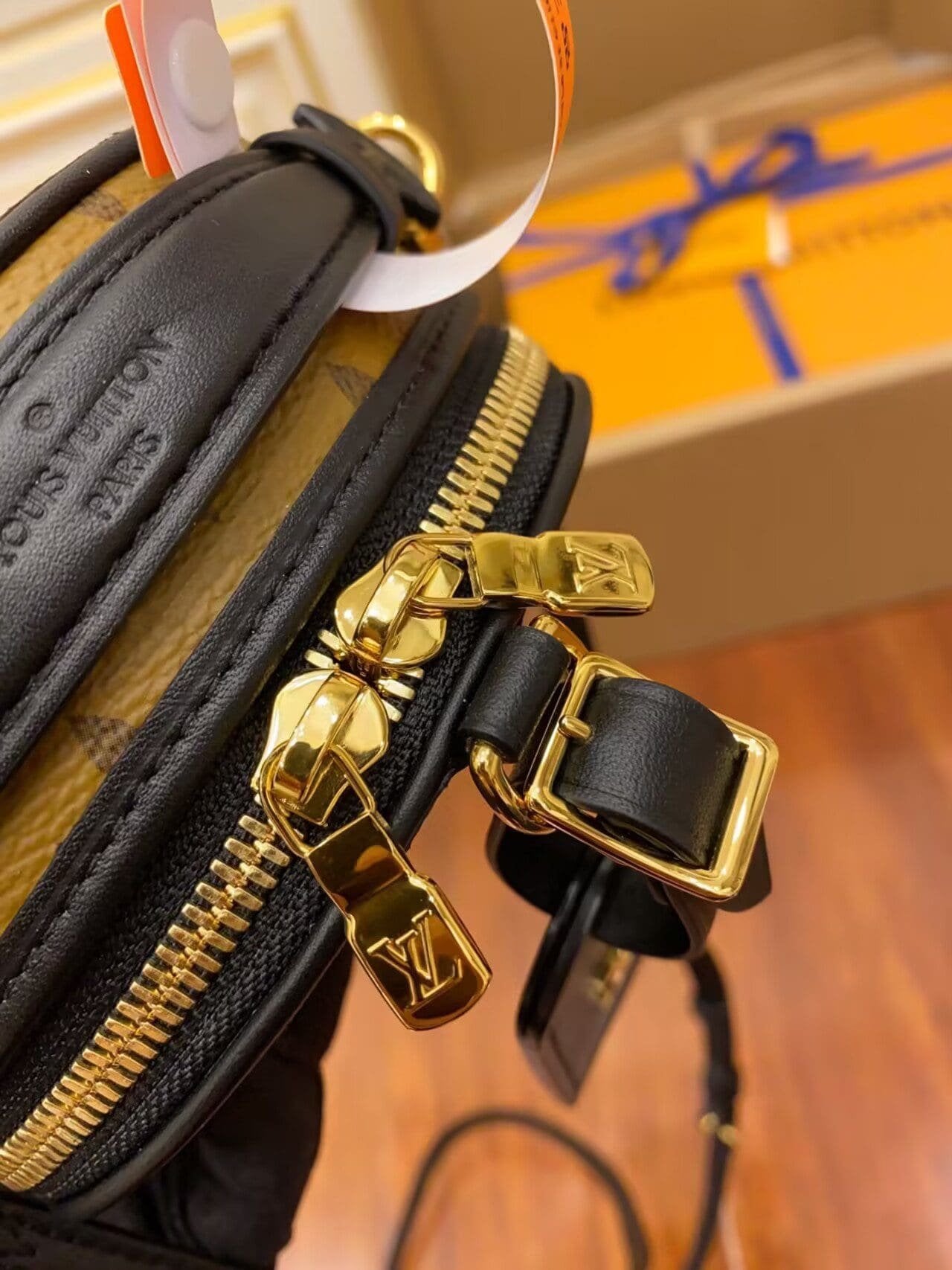 Louis Vuitton M68276 Mini Boite Chapeau