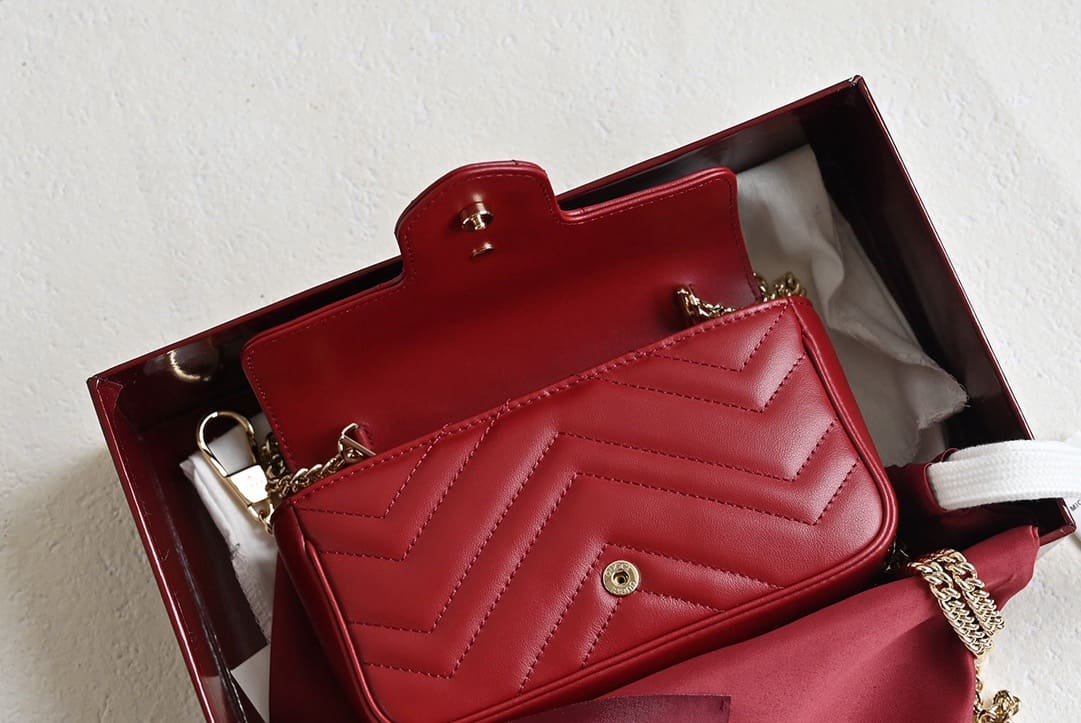 GUCCI Marmont super mini bag