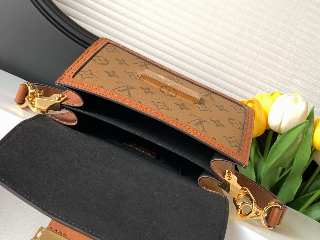 Louis Vuitton M44580 Mini Dauphine