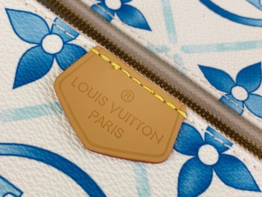 Louis Vuitton M25374 LV By The Pool Multi Pochette Accessoires