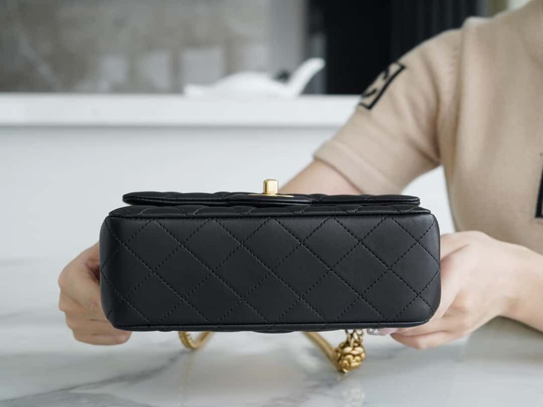 CHANEL 23S mini black AS4041