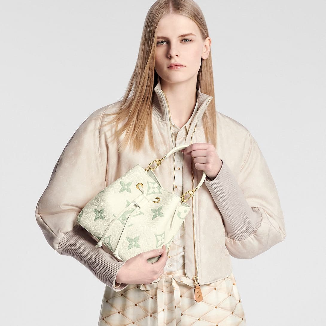 Louis Vuitton M24048 Néonoé BB