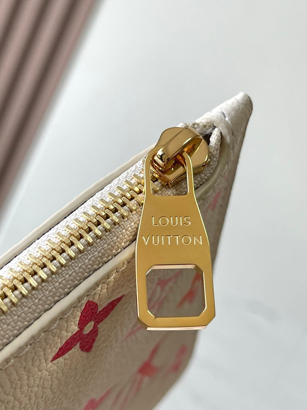 Louis Vuitton M47080 Neverfull MM