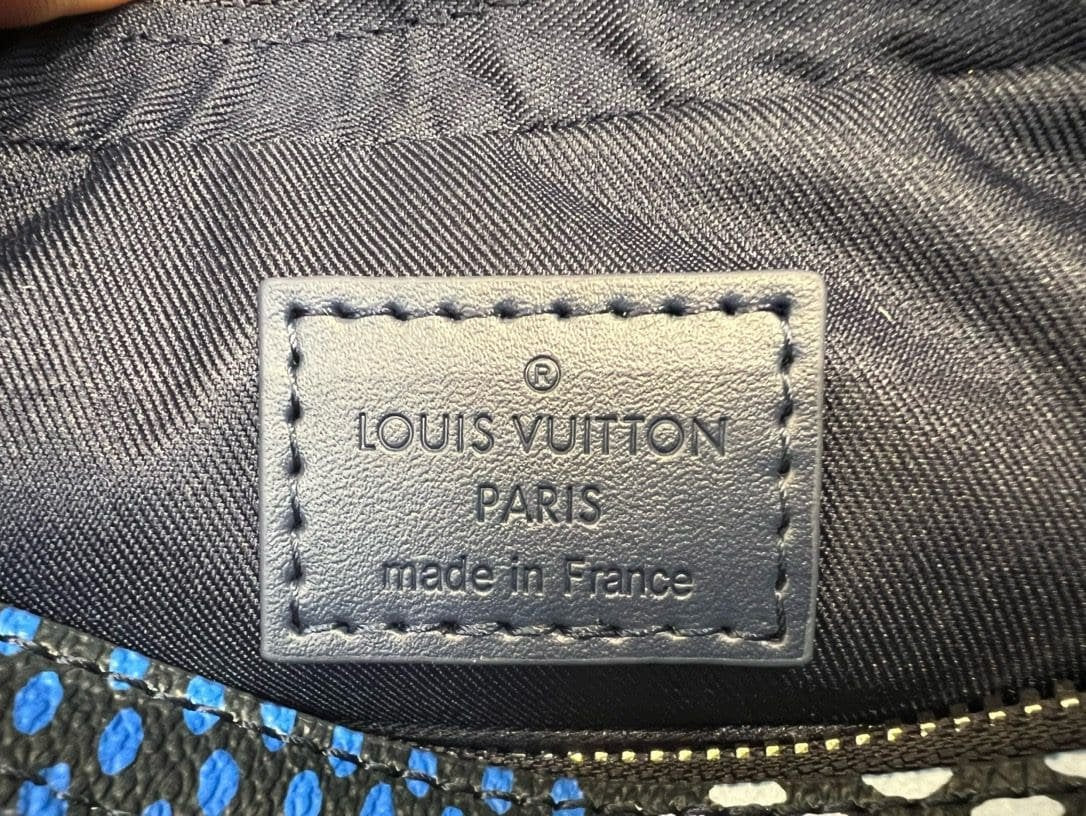 Louis Vuitton N40694 Trio Messenger
