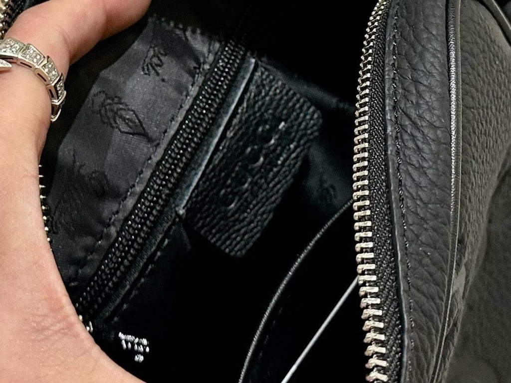 Gucci men’s shoulder crossbody bag