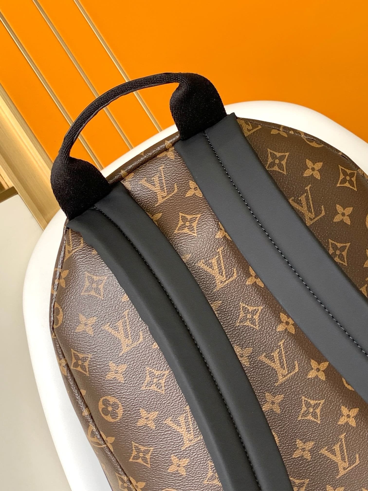 Louis Vuitton M46684 Discovery Backpack PM