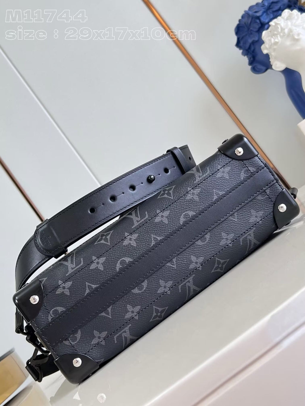 Louis Vuitton M11744 Soul Trunk East West