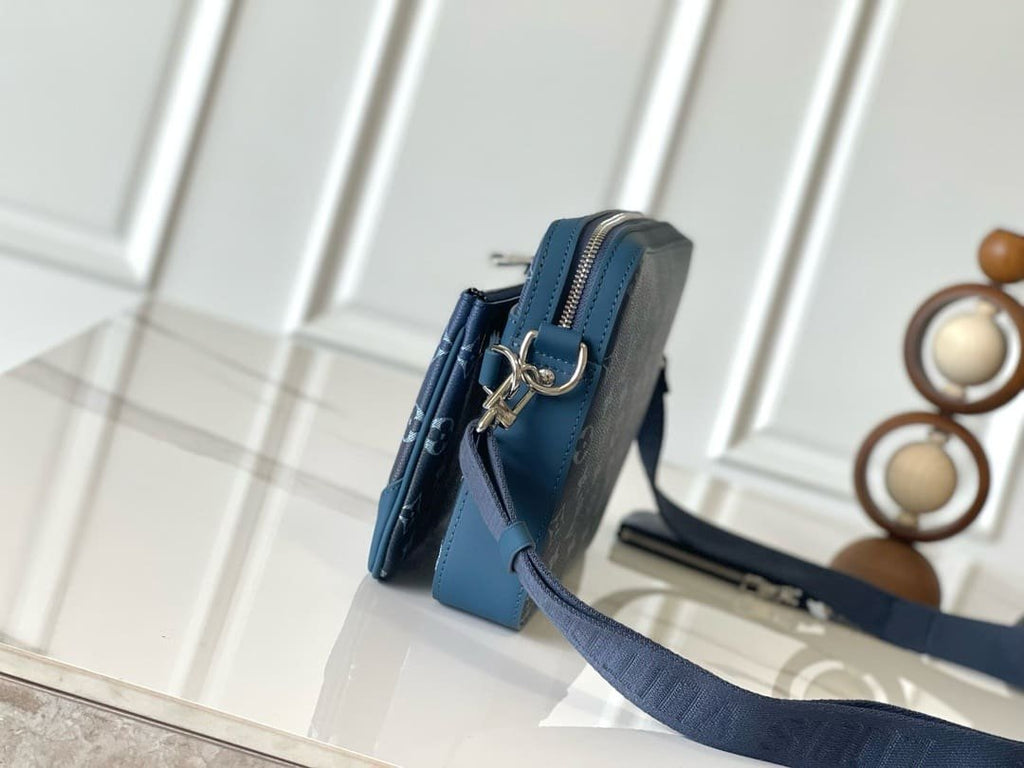 Louis Vuitton M11592 Trio Messenger