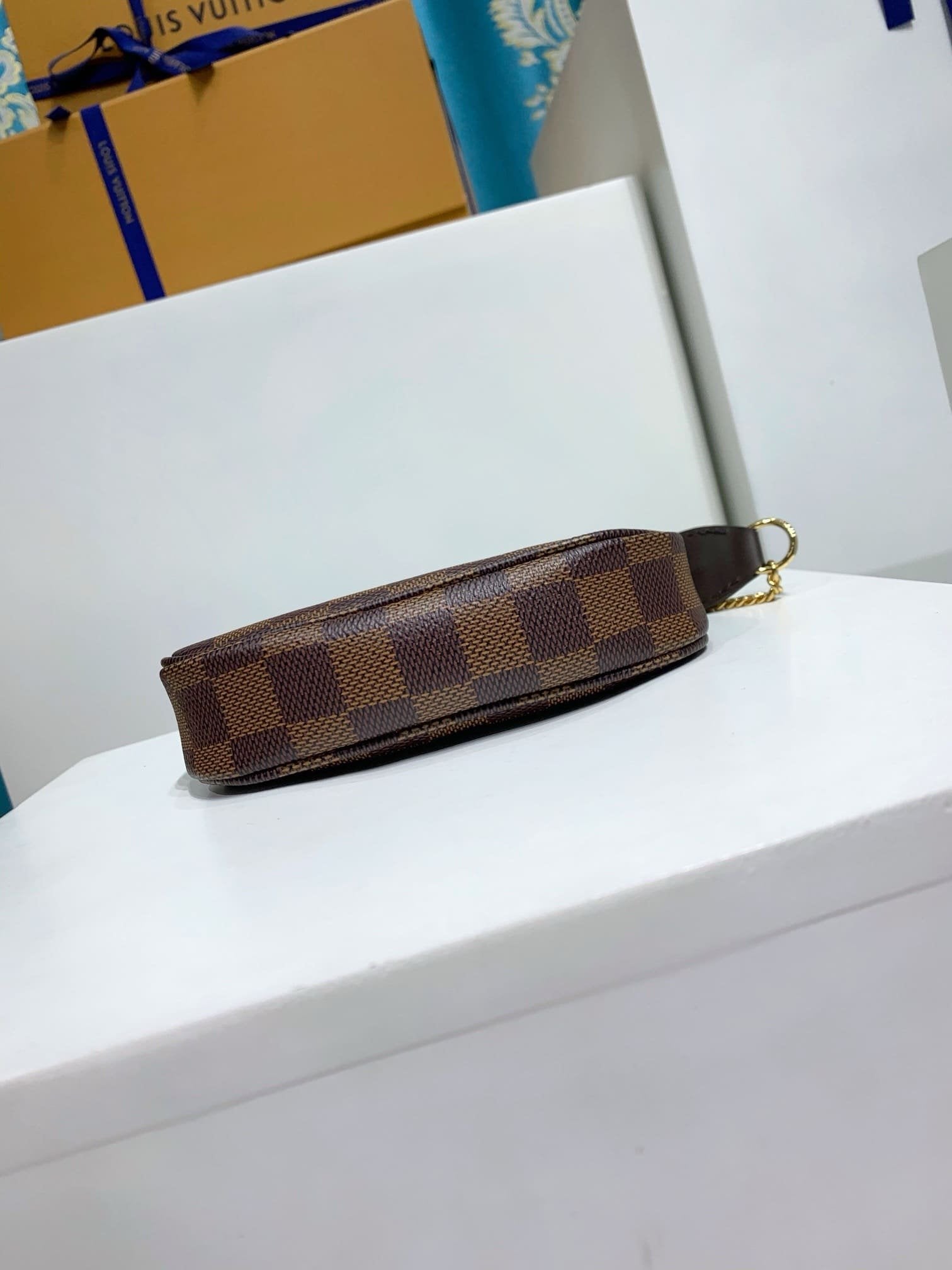 Louis Vuitton N58009 Mini Pochette Accessoires