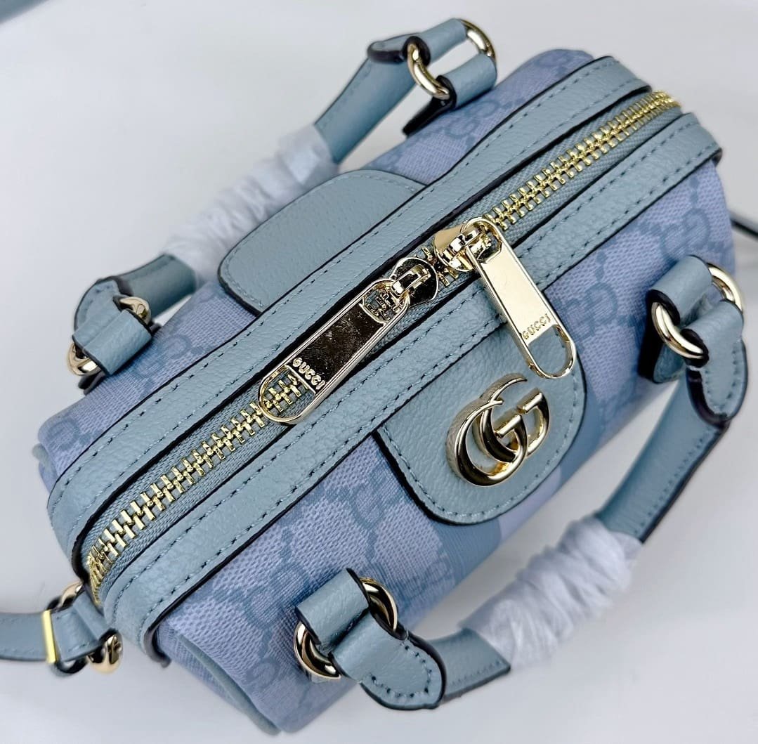 GUCCI Ophidia GG super mini bag