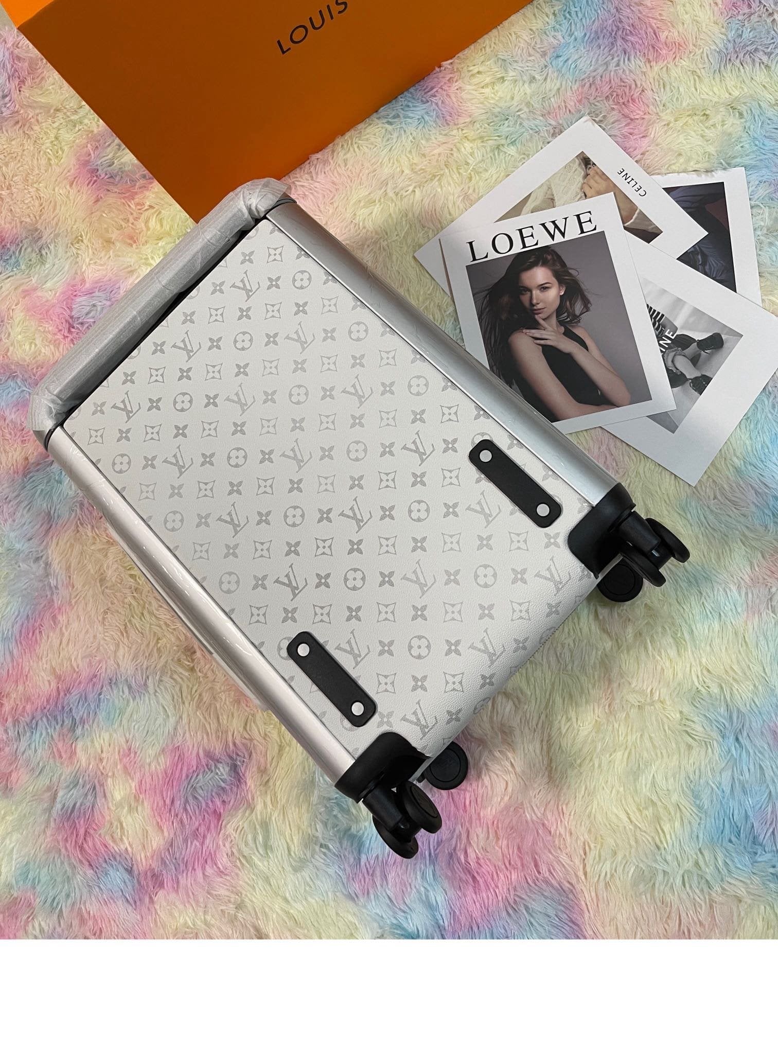 Louis Vuitton M10149 Horizon 55