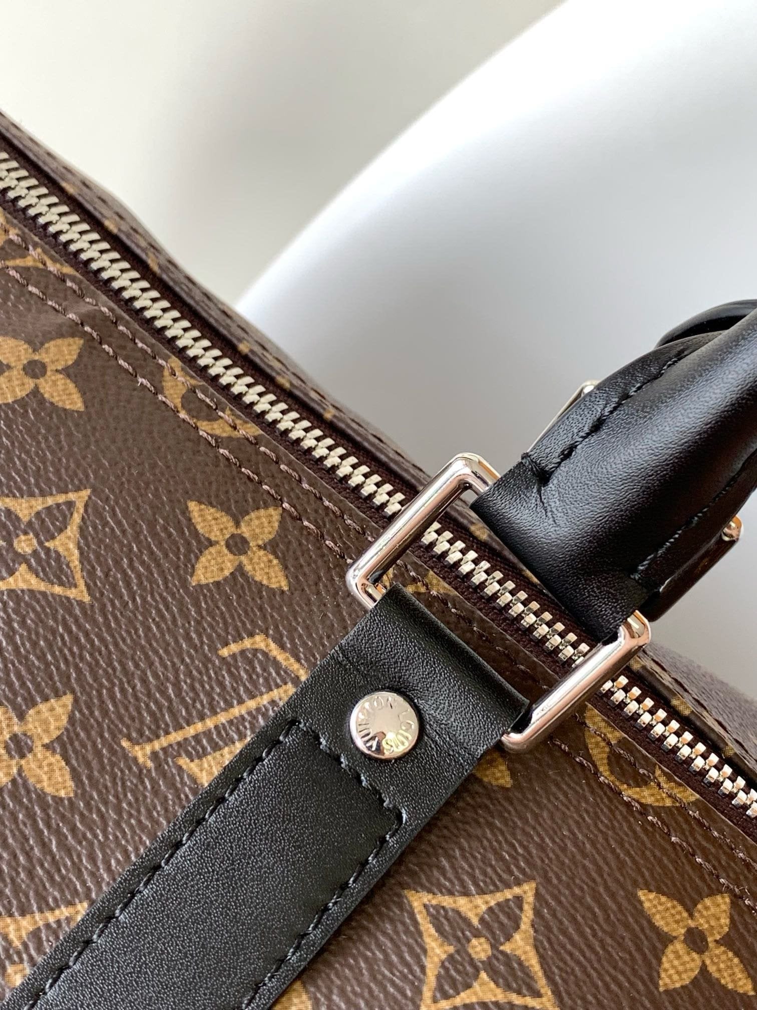 Louis Vuitton M56714 Keepall Bandoulière 55