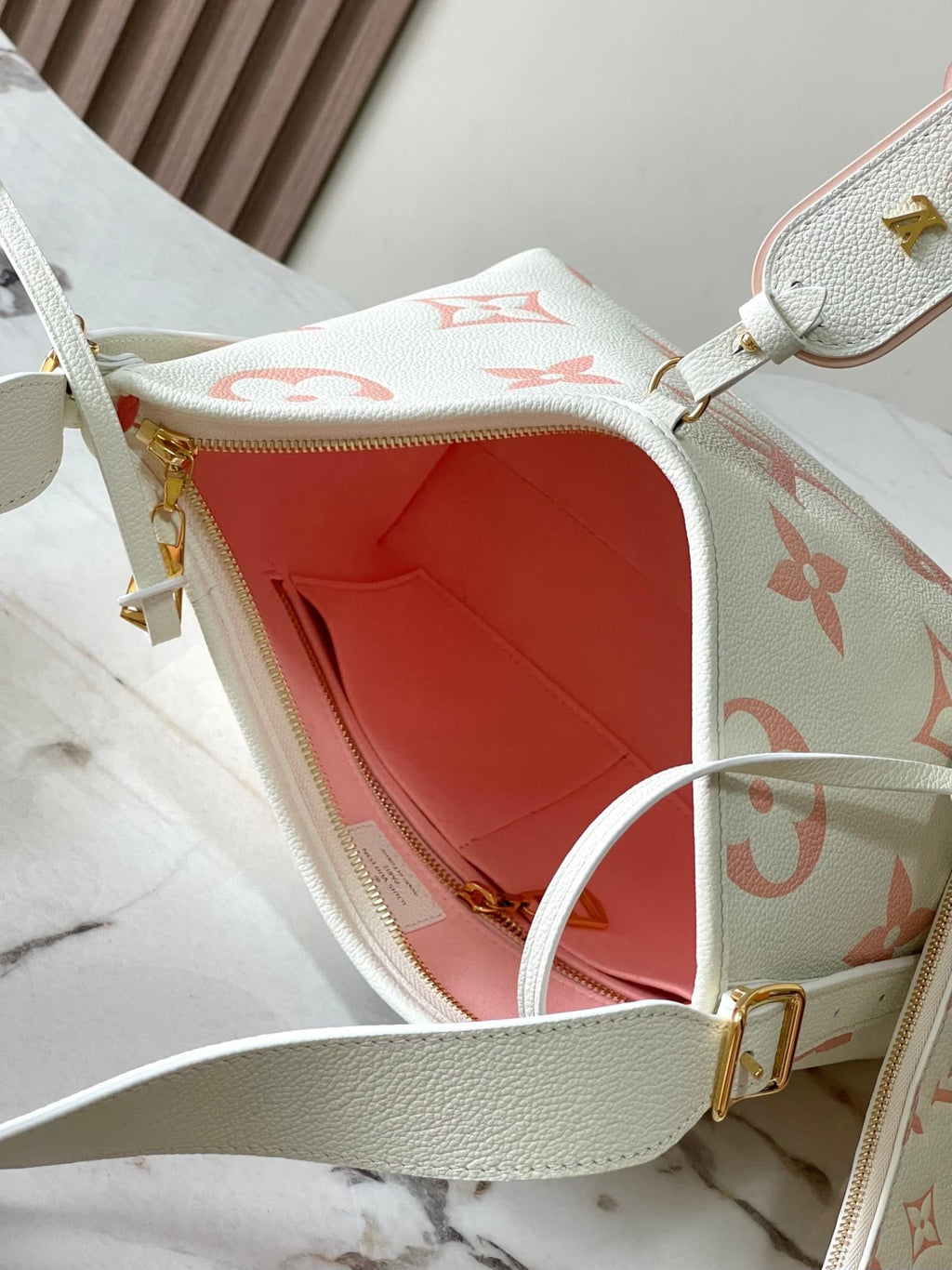 Louis Vuitton M24141 CarryAll PM