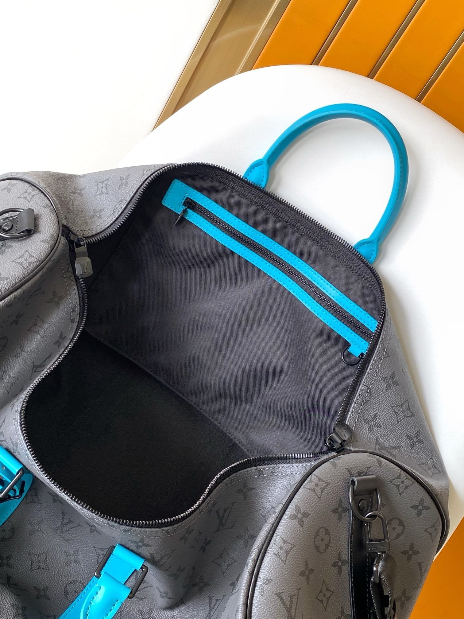 Louis Vuitton M11480 Keepall Bandoulière 55