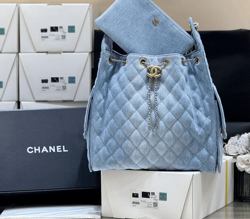 CHANEL 25 MEDIUM HANDBAG