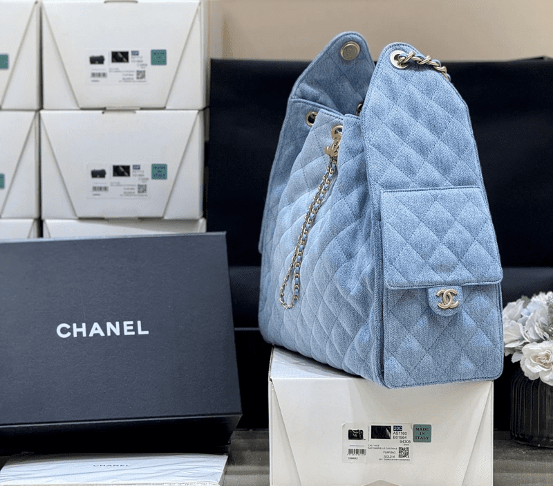 CHANEL 25 MEDIUM HANDBAG