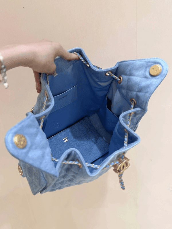 CHANEL 25 MEDIUM HANDBAG