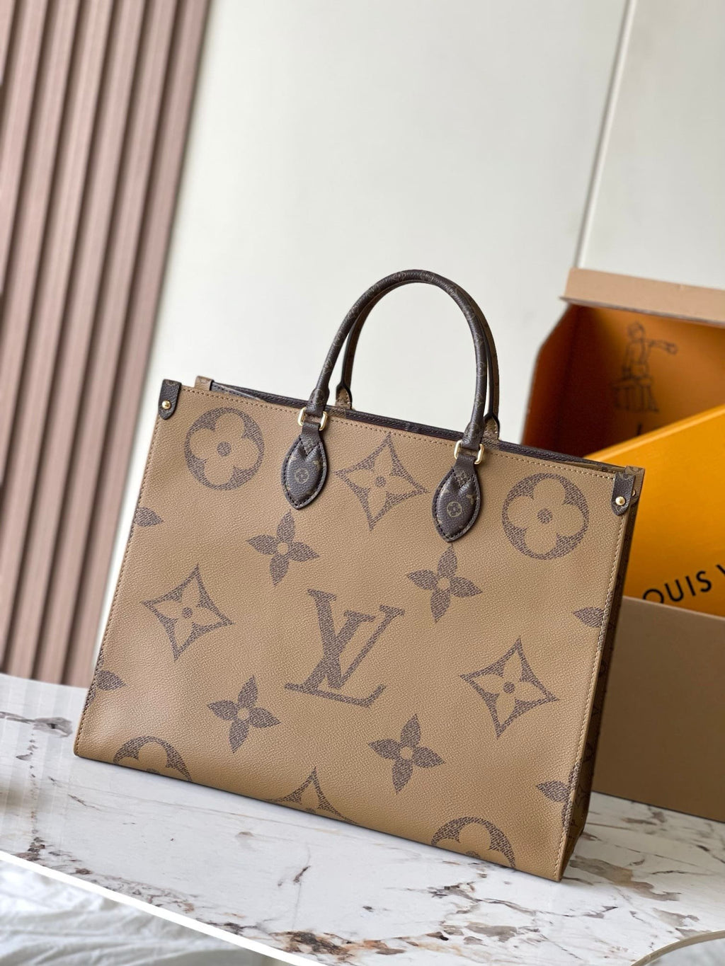Louis Vuitton ONTHEGO GM M45320