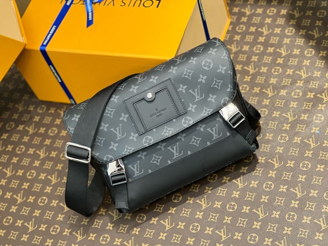 Louis Vuitton Messenger PM Voyager M40511