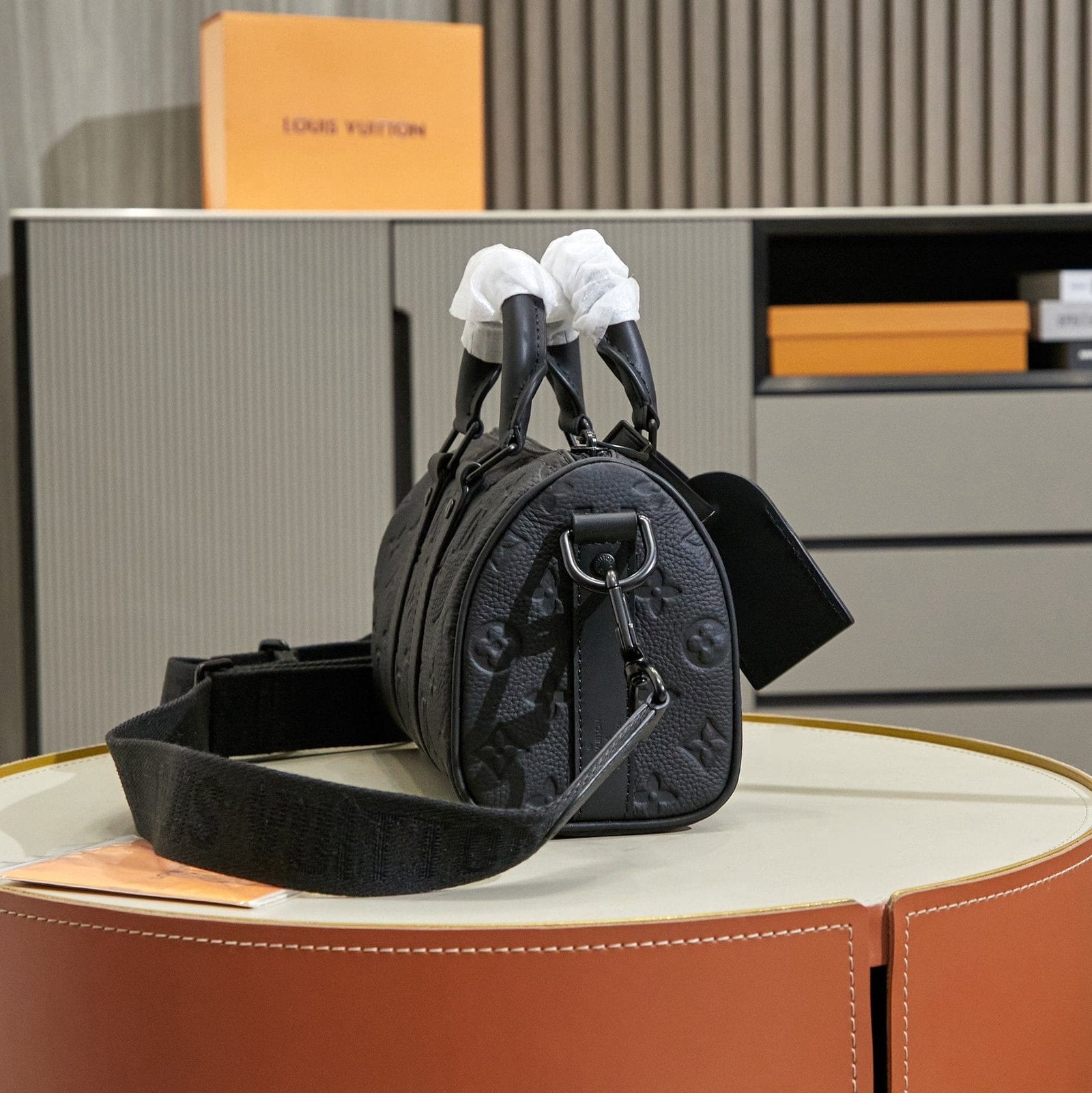 Louis Vuitton M20900 Keepall Bandoulière 25