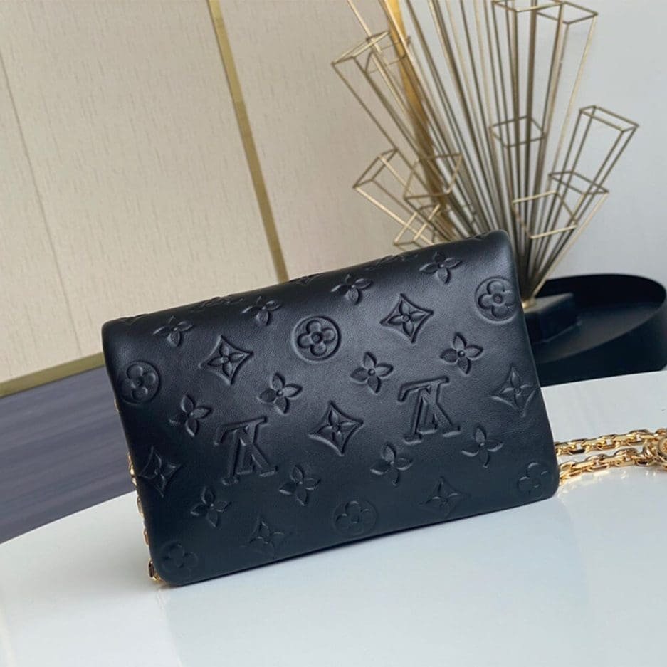 Louis Vuitton POCHETTE COUSSIN M80742